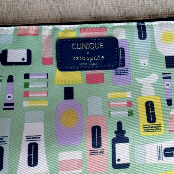 Kate Spade x Clinique Cosmetic Bag - Picture 8 of 9